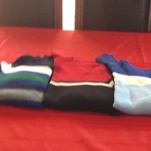 ANNEX & COVINGTON WOMAN 'S TURTLENECK SWEATERS