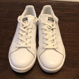 Adidas Stan Smith for woman. Size US 6