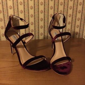 Steve Madden velvet heels