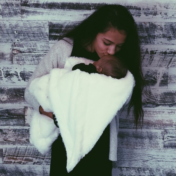 Meet your Posher, Hinemoa - Picture 1 of 1