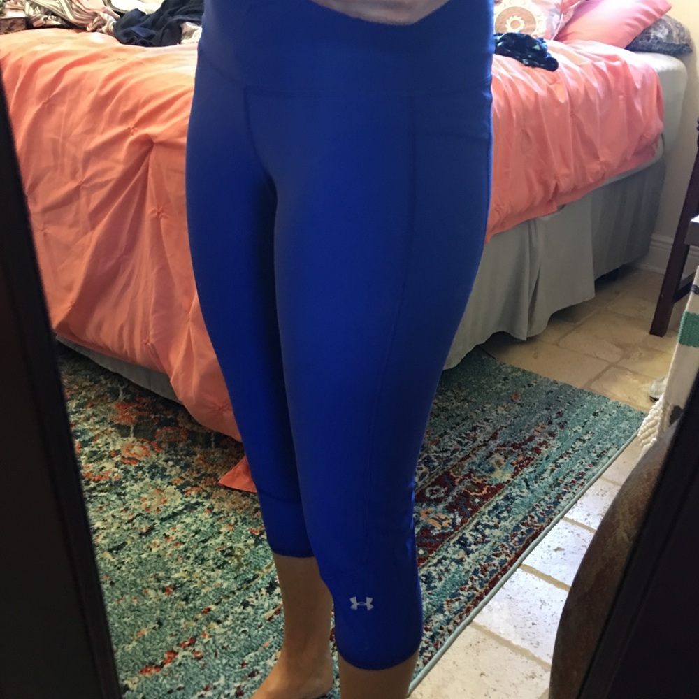 Blue under armour capris