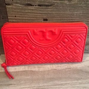 Tory Burch wallet