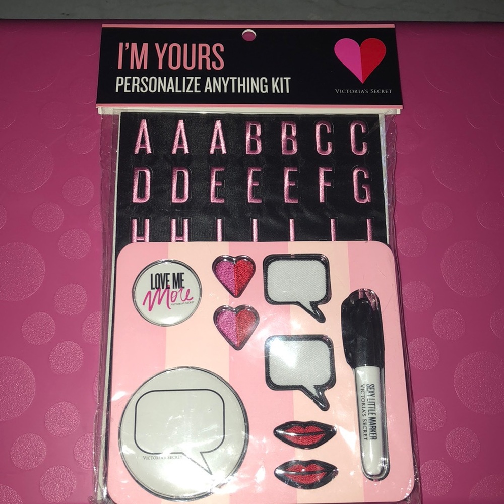 Victoria Secret Personalize Kit