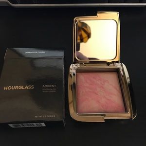 Hourglass Ambient Lighting blush - Luminous Flush