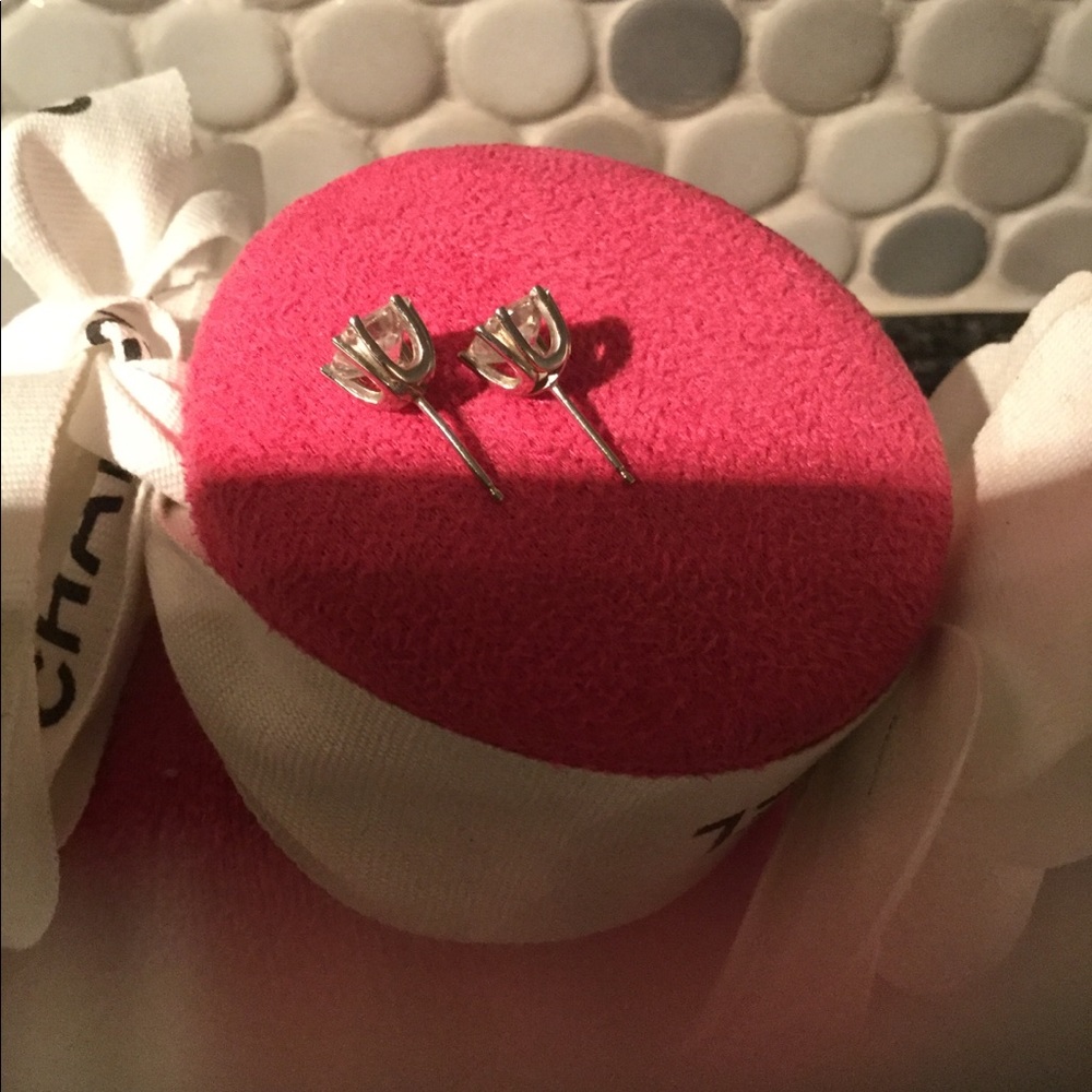 Let’s BLING!💎 - Picture 4 of 4