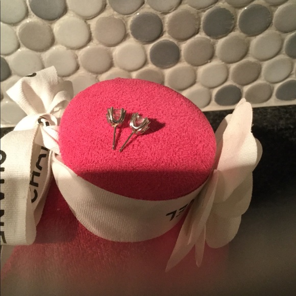 Let’s BLING!💎 - Picture 3 of 4