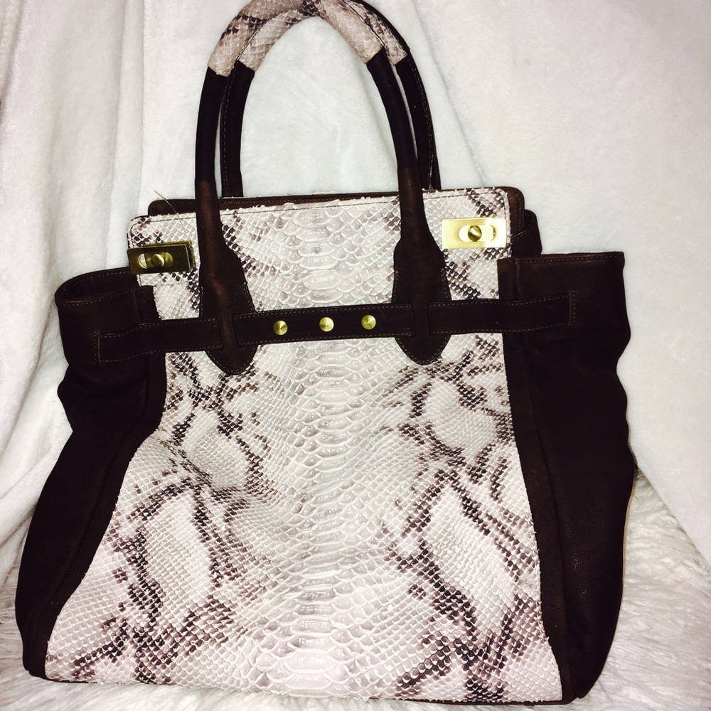 BE&D Large Snake Embossed Tote