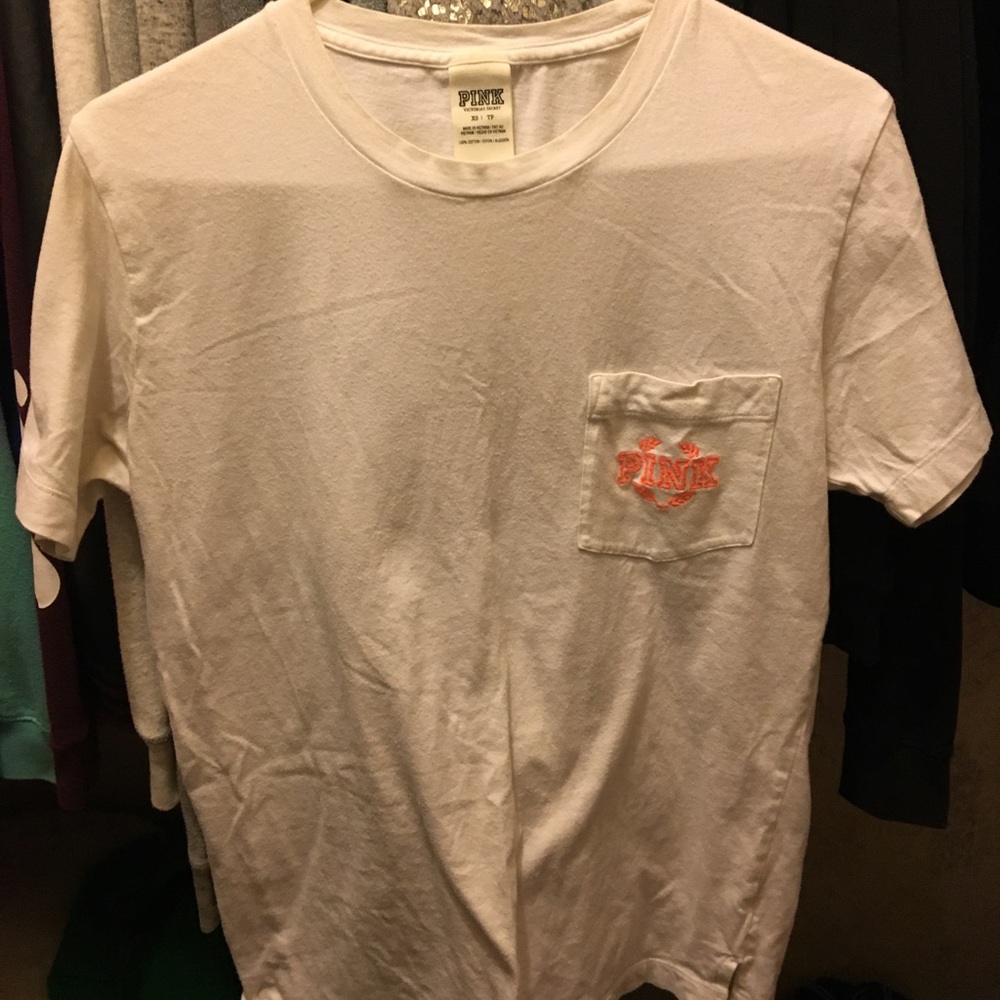 TRADED!! Campus tee