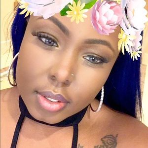 Meet your Posher, Janique