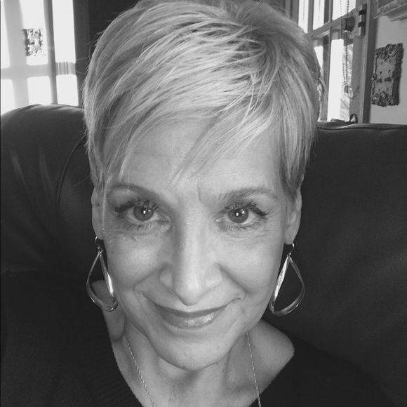 Meet your Posher, Judy - Picture 1 of 1