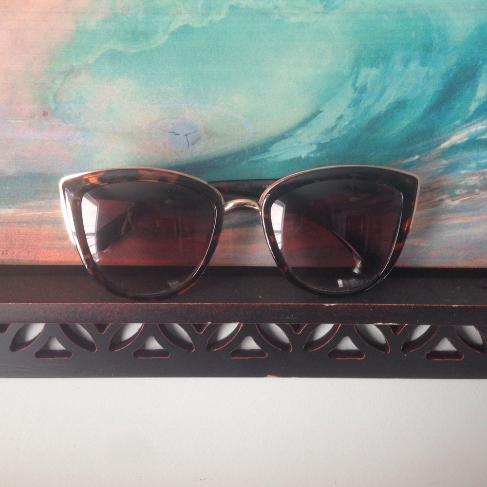 Francesca's Tortoise Shell Cat Eye Sunglasses