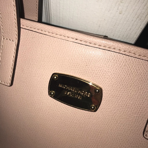 Michael Kors Purse - Picture 4 of 7