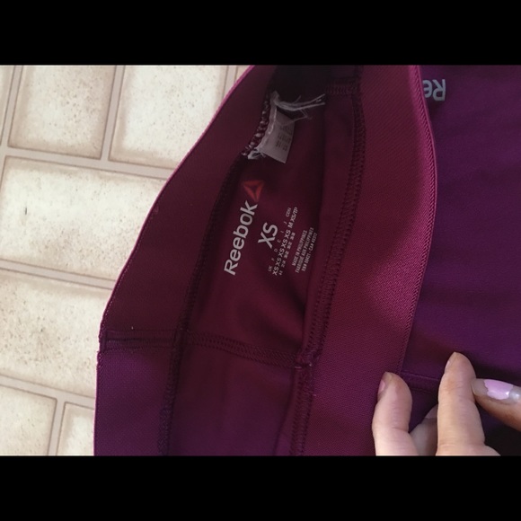 Women’s Reebok Leggings - Picture 3 of 3