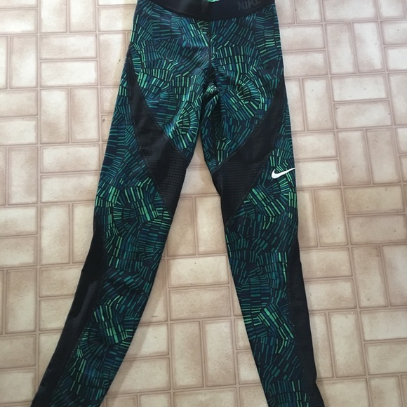 Nike leggings - Picture 5 of 5