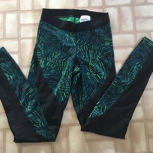 Nike leggings