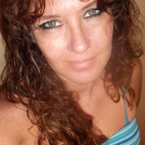 Meet your Posher, Juanita