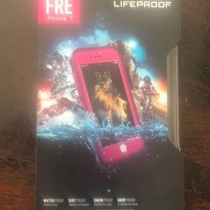 iPhone 7 Lifeproof Fre BRANDNEW phone case
