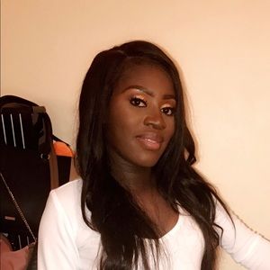 Meet your Posher, Maryse