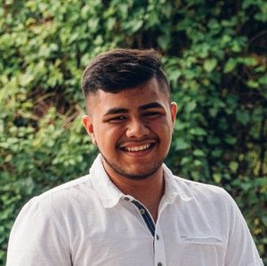 Meet your Posher, Carlos