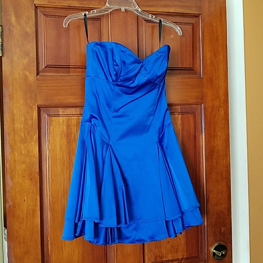 Bebe dress