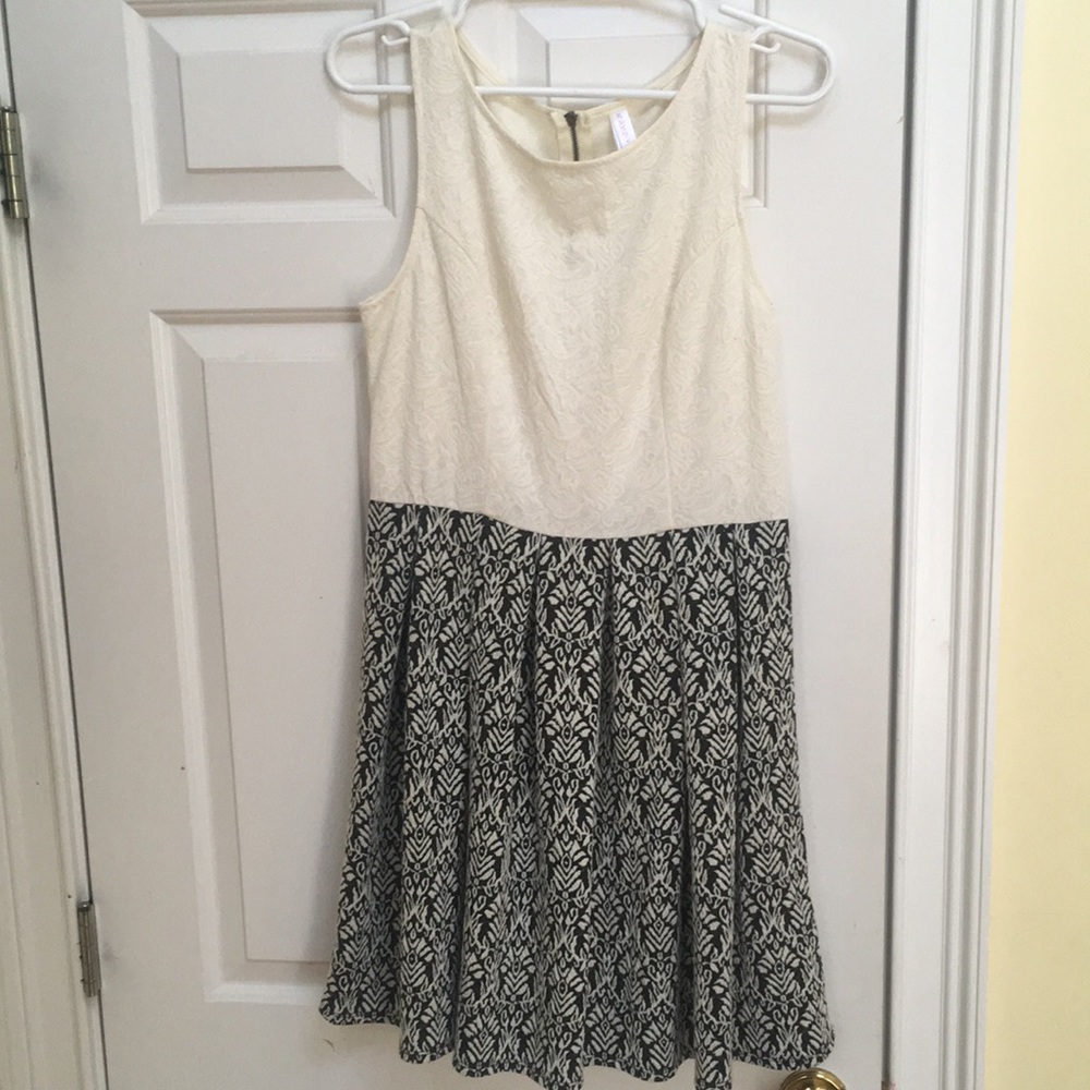 Black and off-white dress