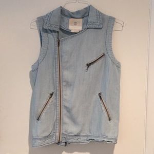 Anthropologie Hei Hei chambray zipper vest- size s