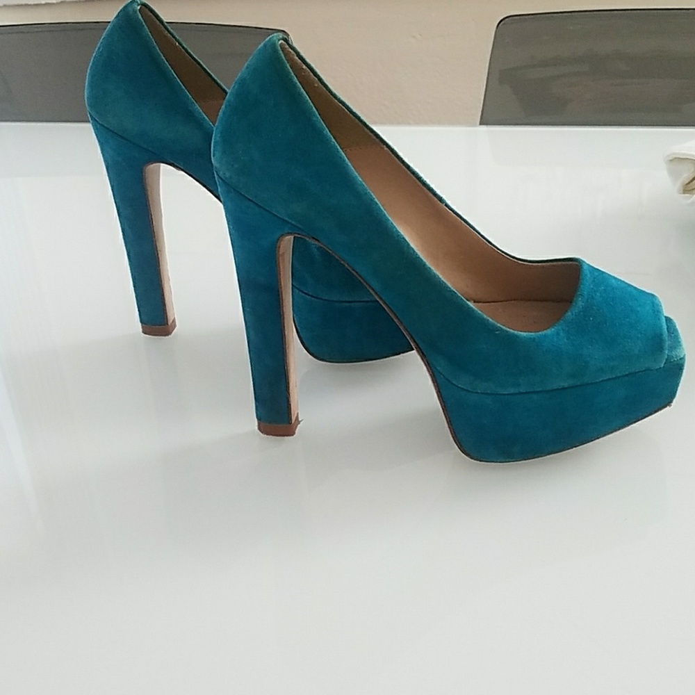 High healed shoes