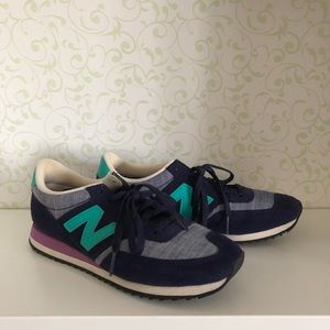 Retro New Balance trainers