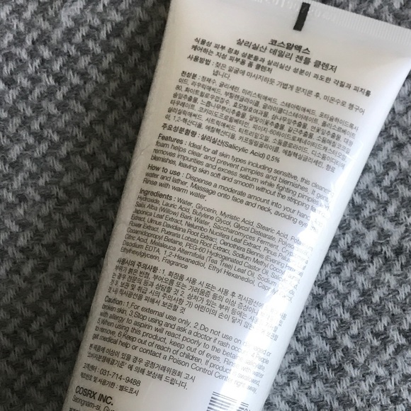 ✨SOLD✨ COSRX Skincare Bundle : Acne✨ - Picture 4 of 7