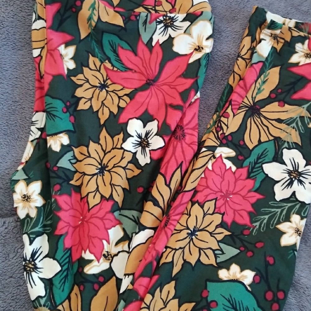 Lularoe Xmas leggings