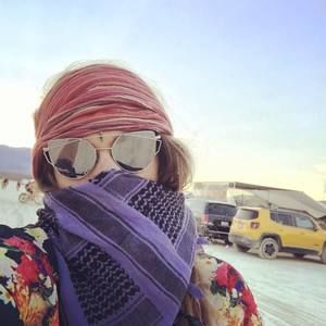 Meet your Posher, Brooke