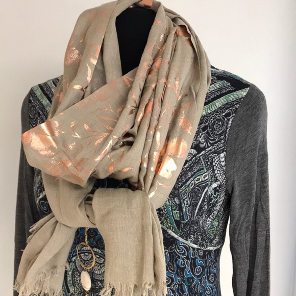 SAACHI Rose Golden Scarf NWOT - Picture 4 of 5