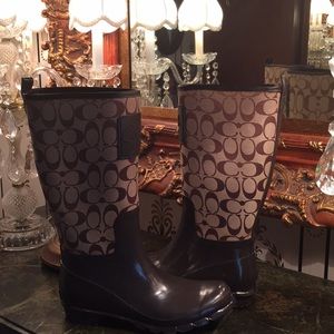 👢 Authentic Coach Classic C Rain Boots 👢 Size 8