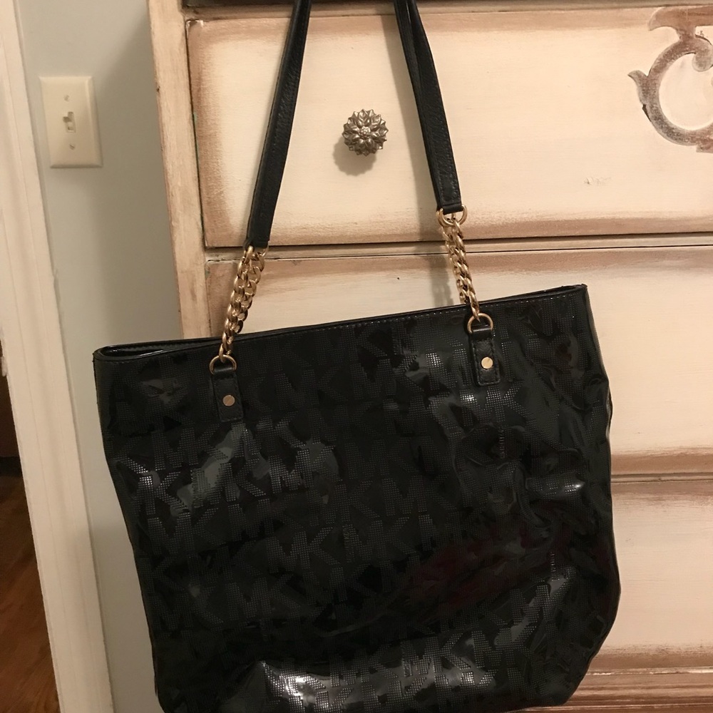 Large black Micheal Kors bag