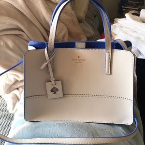 White Kate Spade tore purse with strap