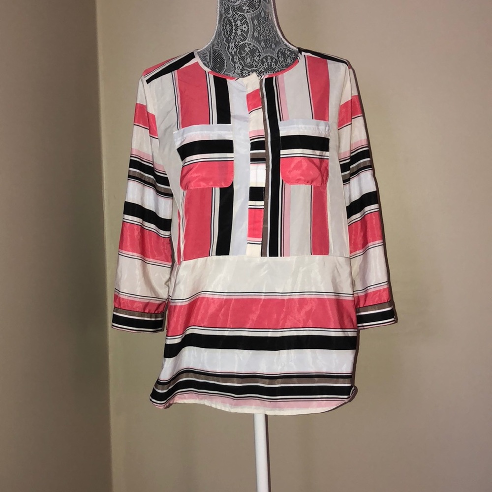 Woman’s striped NY and company blouse