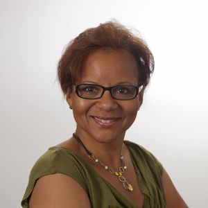 Meet your Posher, Myra
