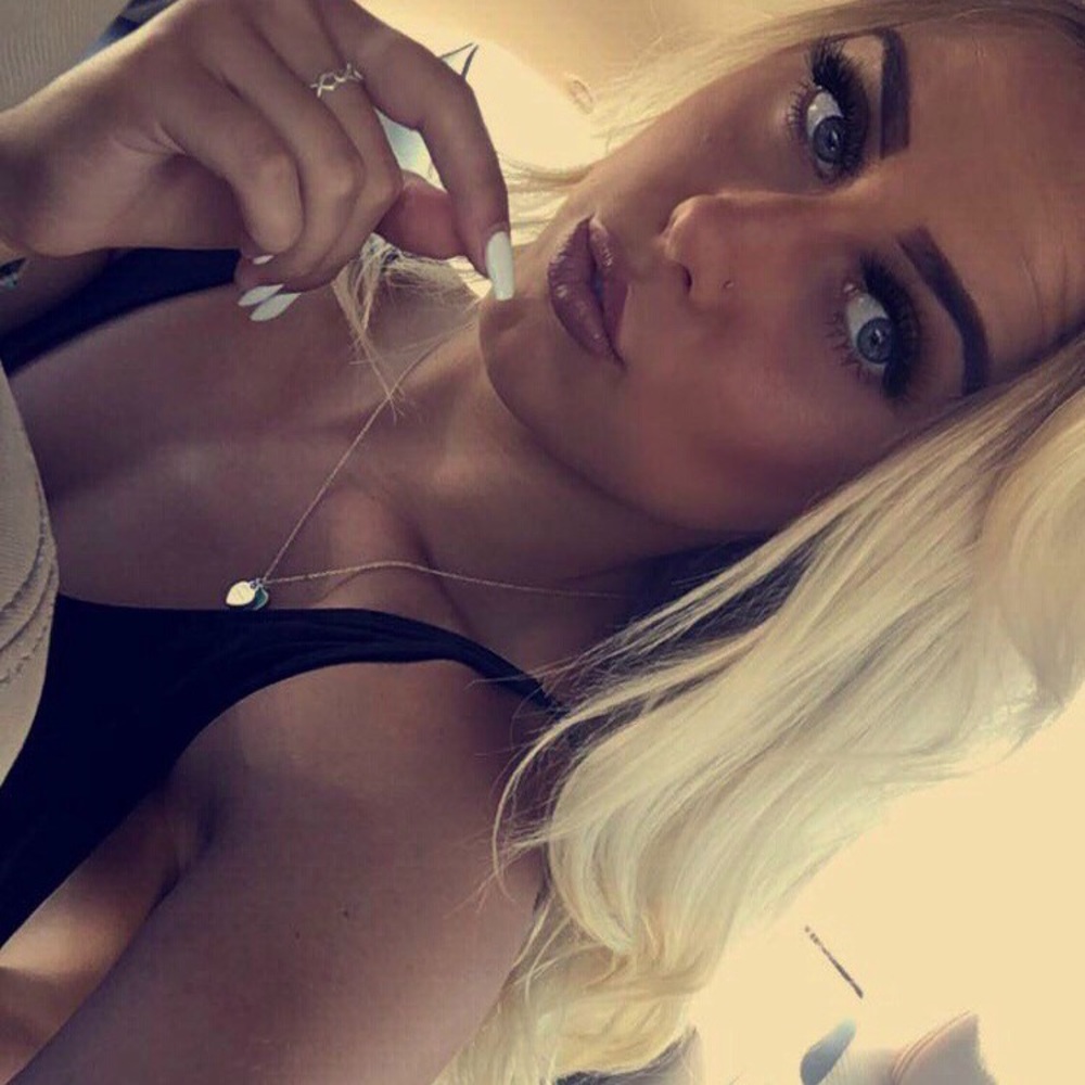 Meet your Posher, Hailey