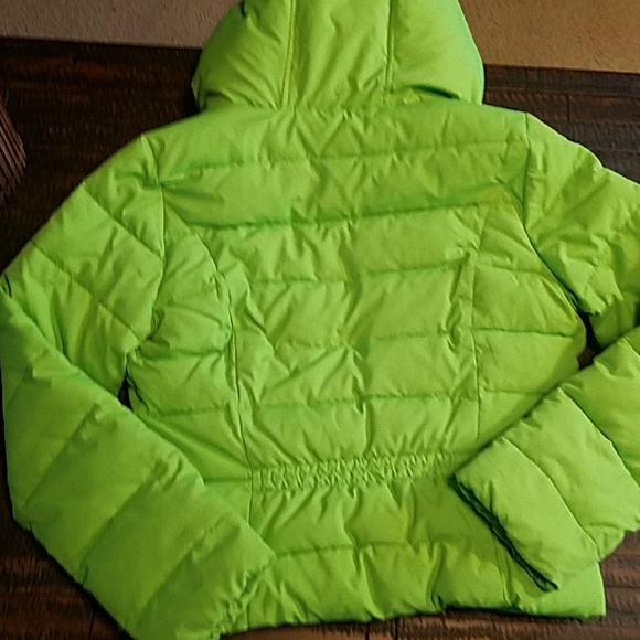 *SOLD*Puffer Coat - Picture 3 of 3