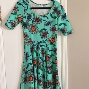 LuLaRoe Nicole dress