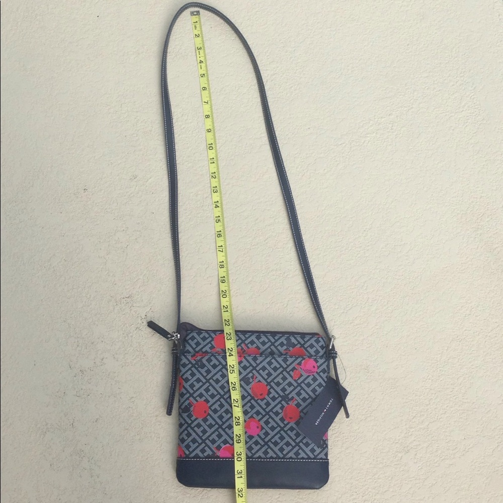 Cute Tommy Hilfiger Cherry XBODY Purse - Picture 7 of 8