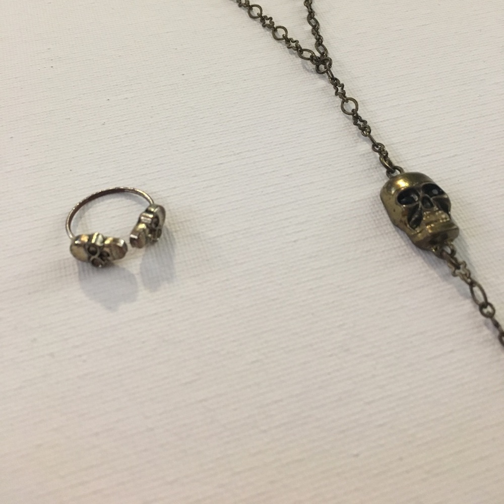 Skeleton Hand Chain w/ Skull Ring