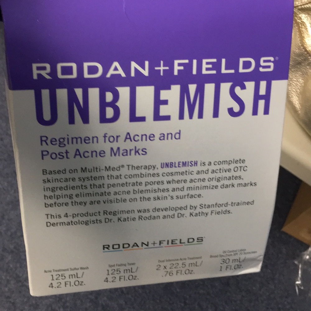 Rodan + Fields  unblemished regimen NIB