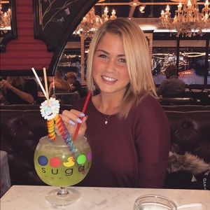 Meet your Posher, Megan