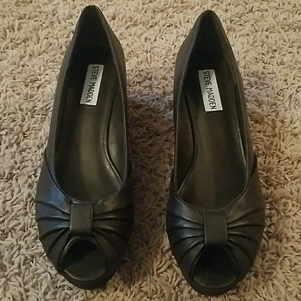 NWOT Steve Madden wedge