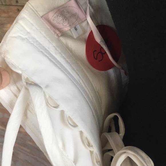 🆕 Couture Collection gown - Picture 8 of 8