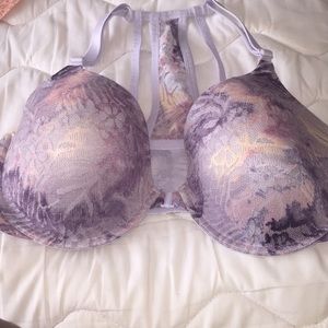 Lightly lined bra