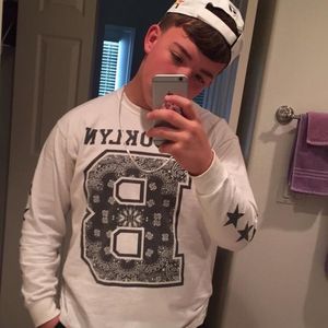 Meet your Posher, Drew