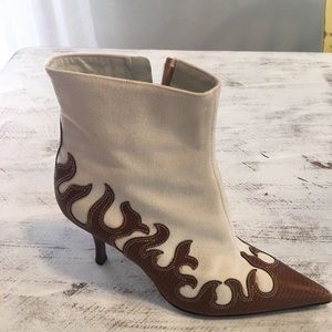 Ankle boots