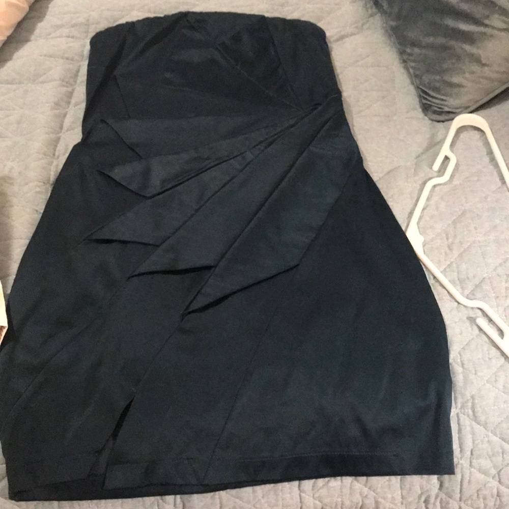 A Sisly Formal dress. Size small. Hunter green.